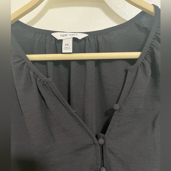NINE WEST Button Front Blouse Size-XXL - Picture 3 of 6